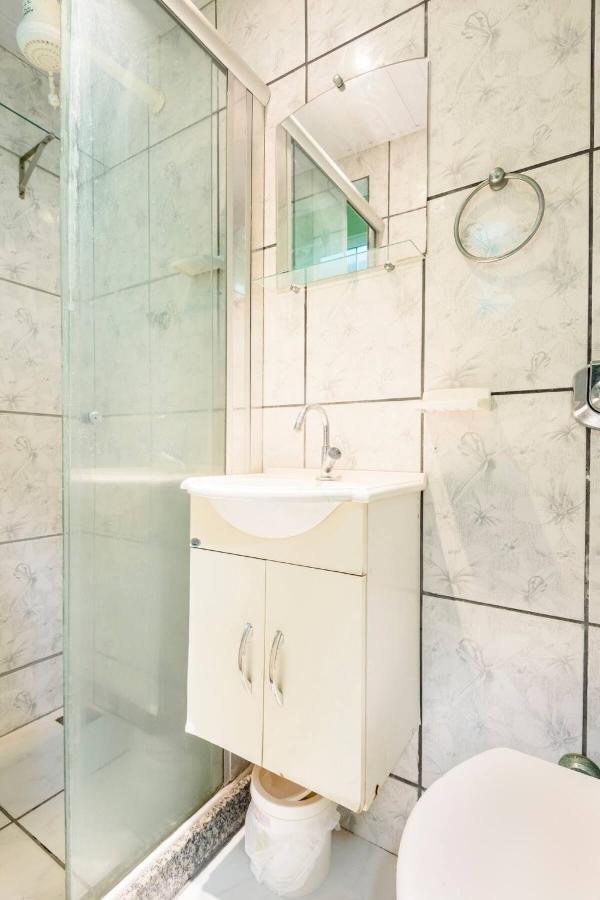 Apartamento Solteiro Em Ambiente Familiar